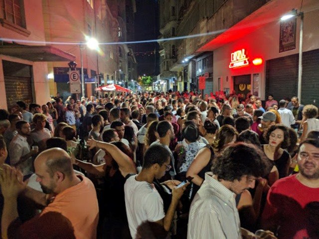 Rivalzinho de vento em popa no mês de novembro
